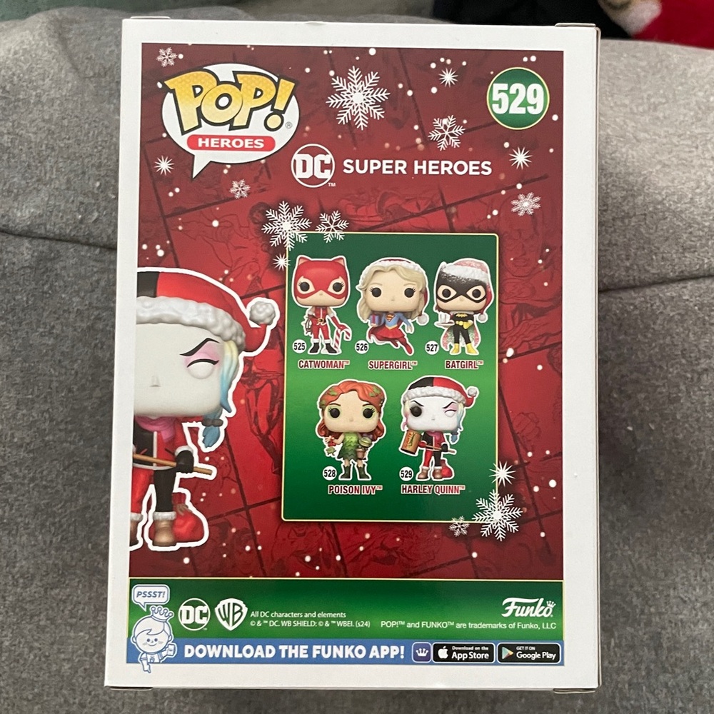 Funko Pop! Heroes: Holiday '24 - Harley Quinn-NIB ready to ship - Picture 4 of 6